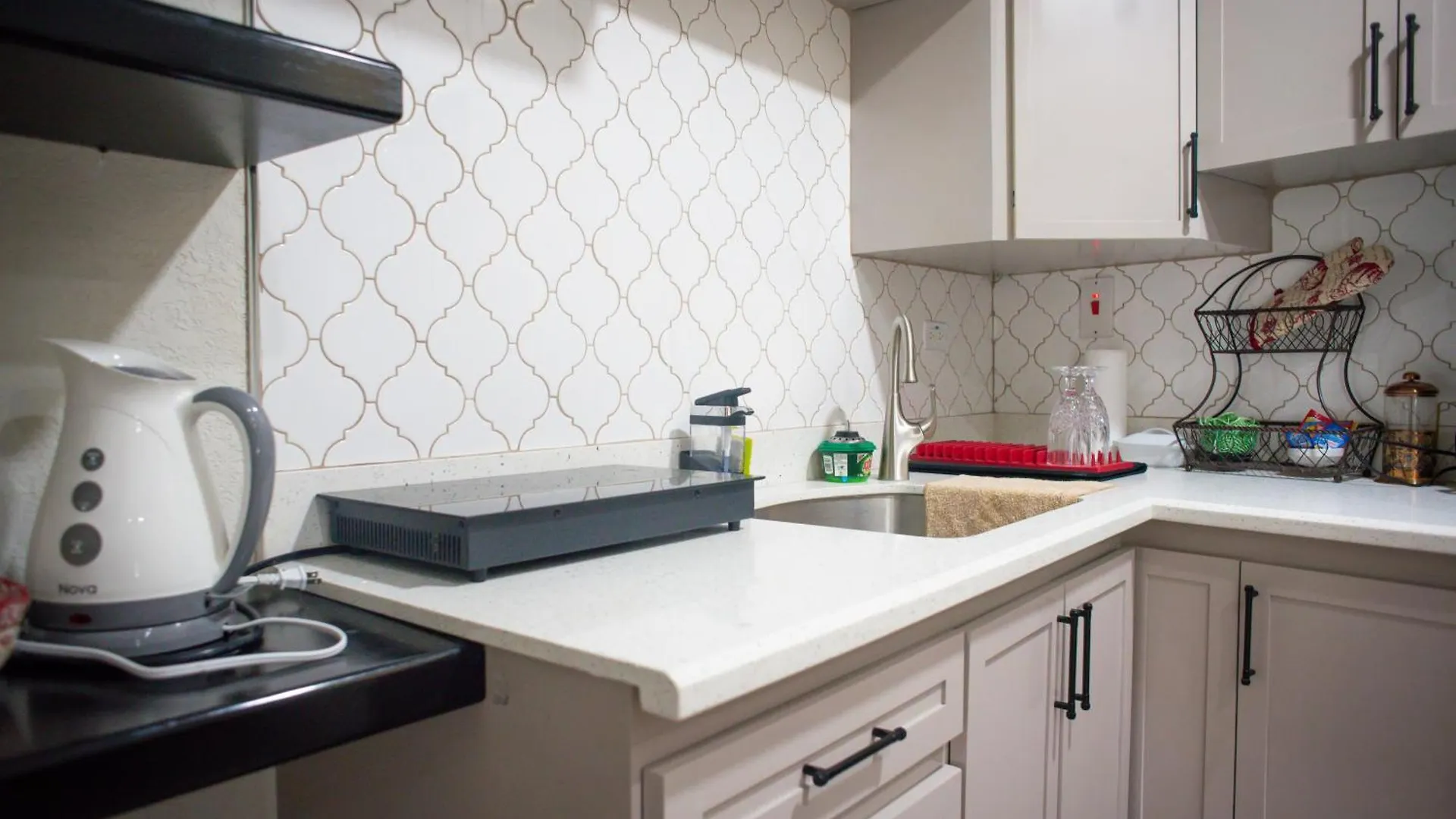Top Bay Apartments - All 5 Units مونتيغو باي 0*,