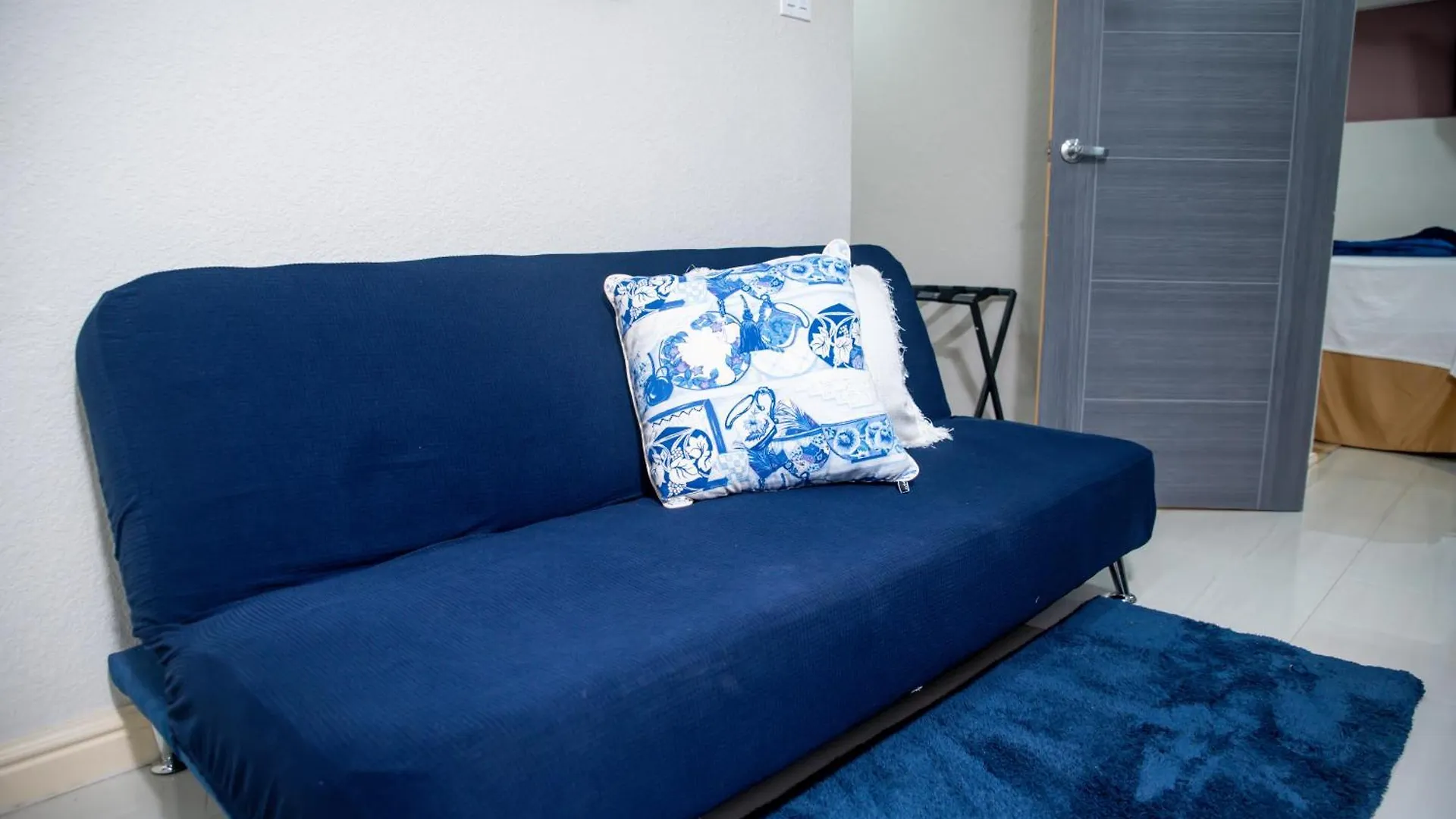 Top Bay Apartments - All 5 Units مونتيغو باي